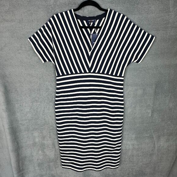 Saint James Dress Womens 8 Navy Cream Striped Short Sleeve V Neck Quiet Luxury - Picture 2 of 16